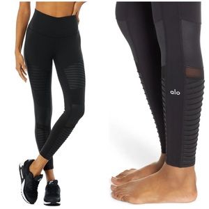 alo Yoga 7/8 High Waist Moto Legging in Black